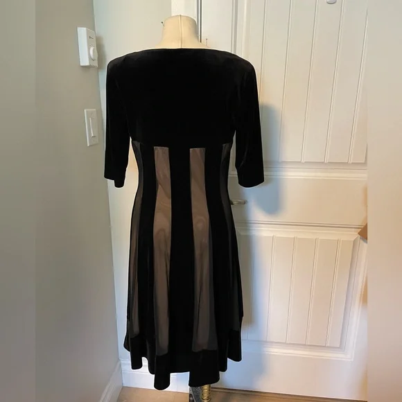 2000s fit and flare velvet striped dress 10 - Picture 6 of 8